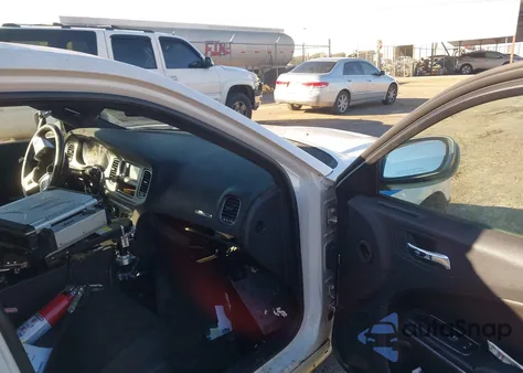 2011 Dodge Charger Police z USA, uszkodzony, nr VIN 2B3CL1CT5BH539763